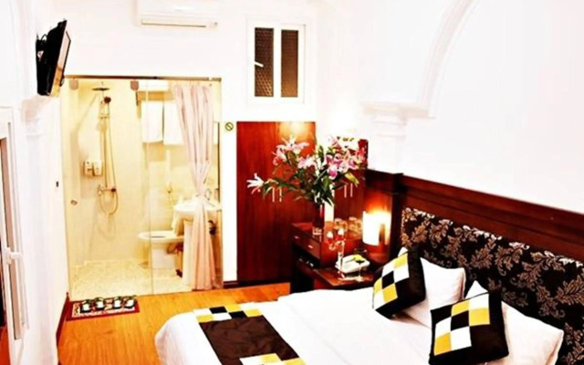 La Dora Hanoi Hotel & Travel
