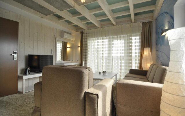 Aparthotel Seasons