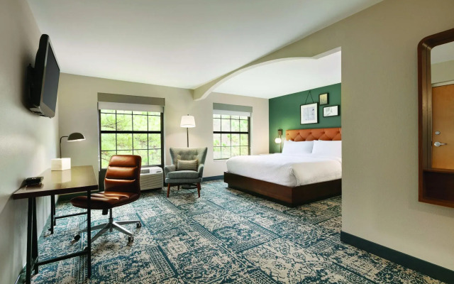 Four Points by Sheraton Raleigh Arena