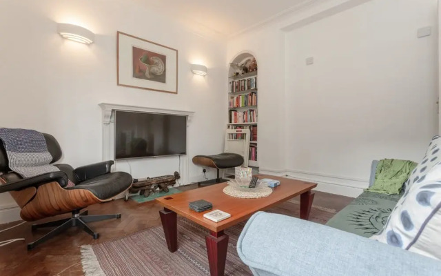 Stylish 2 Bedroom Fitzrovia Flat