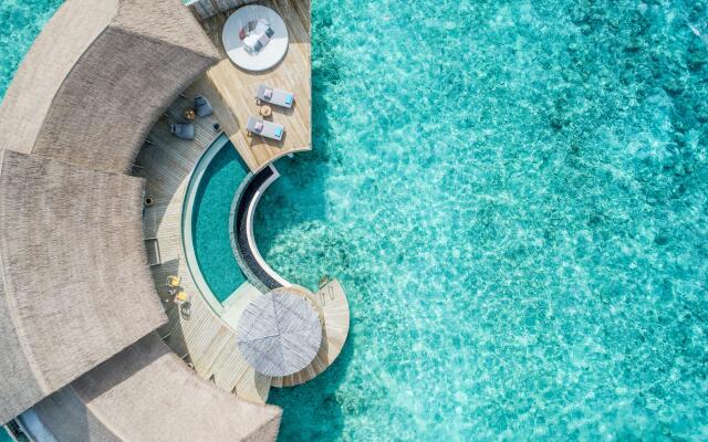 InterContinental Maldives Maamunagau Resort by IHG