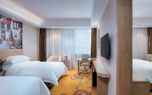 Vienna International Hotel (Nantong Haimen Pedestrian Street)