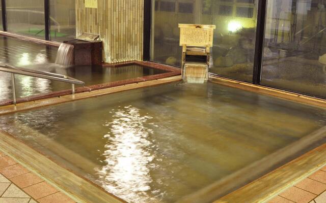Royal Hotel YAMANAKA ONSEN KAJIKASO