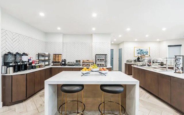 Staybridge Suites Dawson Creek by IHG