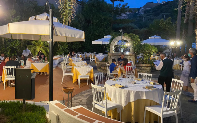 Hotel Tirreno