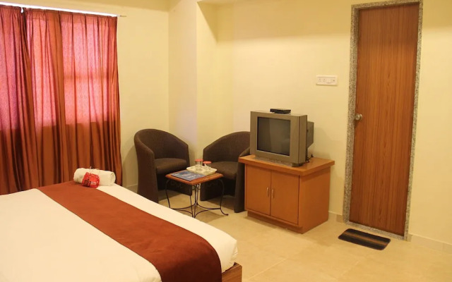 OYO 1697 Hotel PM Regency
