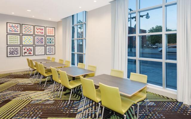 Holiday Inn Express & Suites Downtown Ottawa East by IHG