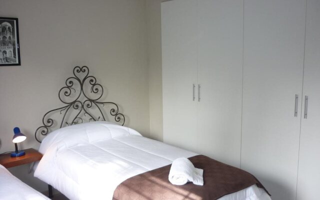 Solares de Viñuela Chalets