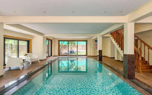 Saffronstays Windermere, Lonavala