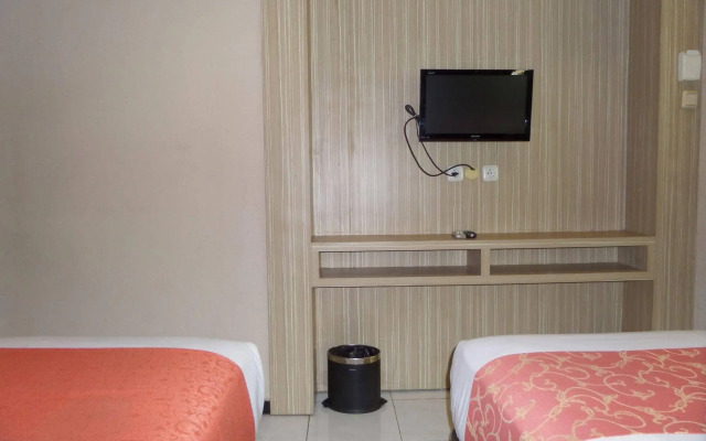 Luminor Hotel Jember by WH
