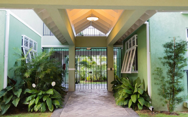 Choose To Be Happy at Eight - Eight Super Studio Apartments