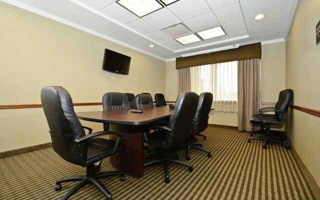 Best Western Plus Olathe Hotel
