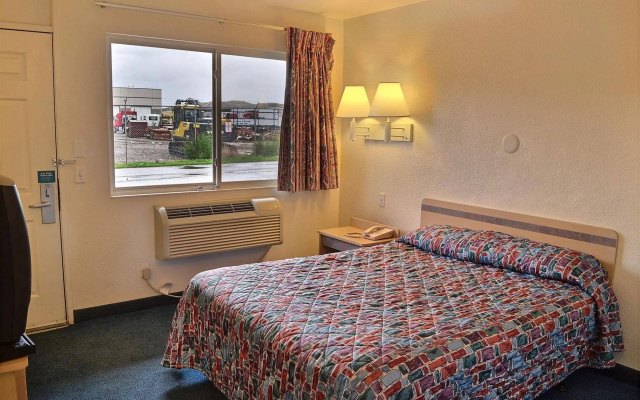 Motel 6 Billings, MT - South