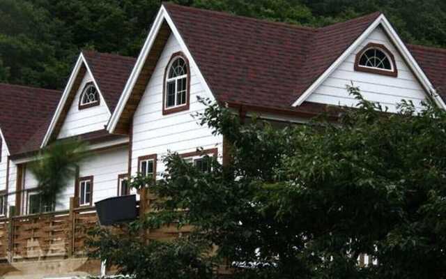 Yangsan Park Pension