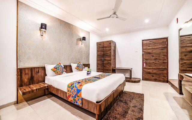 Treebo Trend Varsha Palace