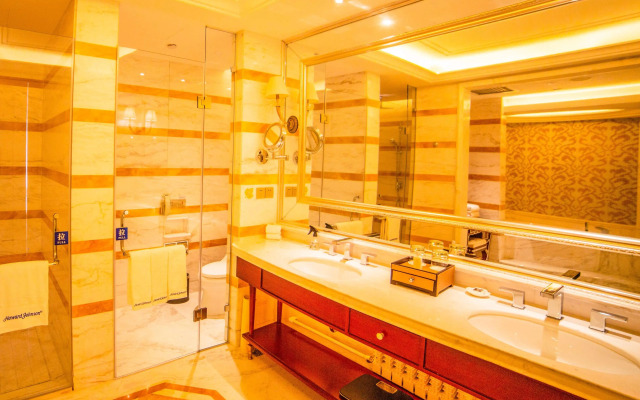 Howard Johnson by  Domando Plaza Wulanchabu