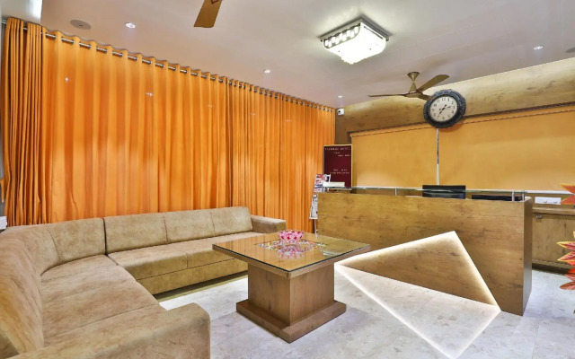 Oyo 37230 Yashraj Hotel