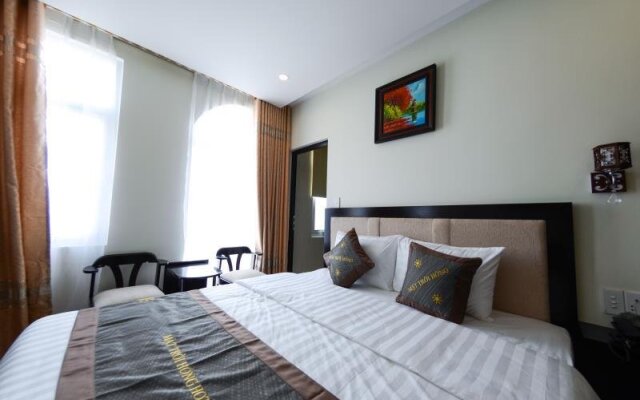 Mat Troi Hong Hotel