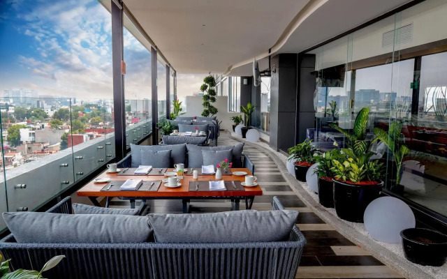 HS HOTSSON Long Stay CDMX Condesa Sur