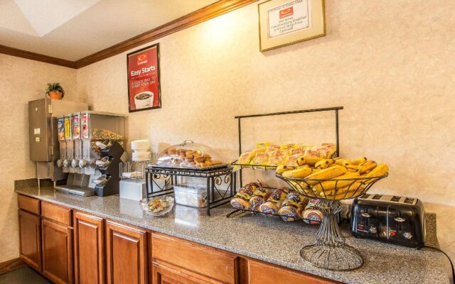 Days Inn by Wyndham Helen