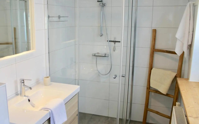 Spacious Family Holiday Home (7p), Free indoor parking