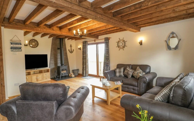 Oak Lodge