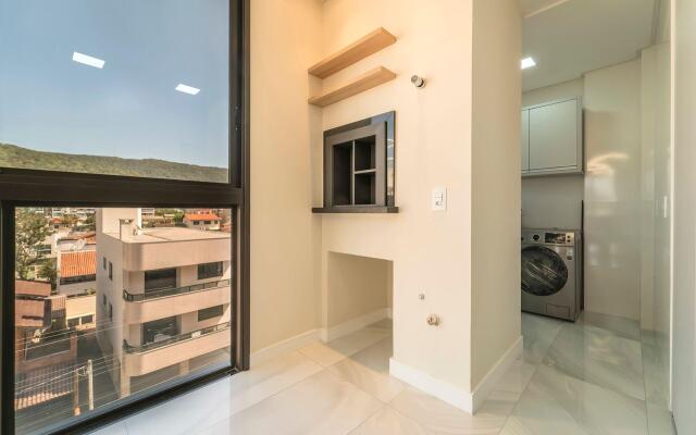 Apartamento 2 suítes em Bombas