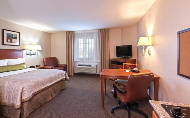 Candlewood Suites Pearland by IHG