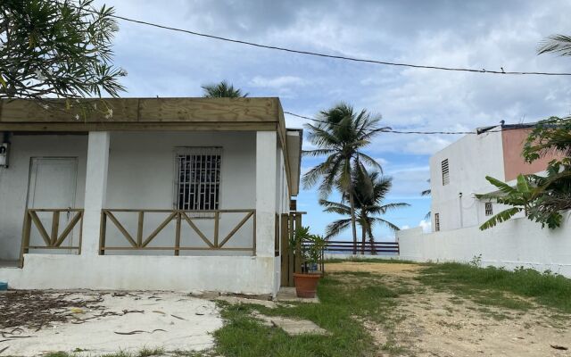 Casita del Mar Romantic Beach Retreat