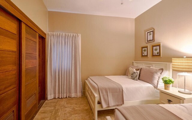 Luxury Beach Condo B-101 Costa Atlantica