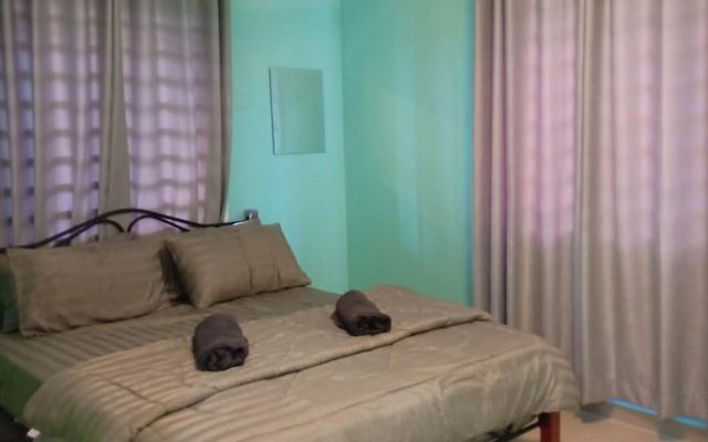 Azure Sky Homestay Kuala Selangor - photo 2