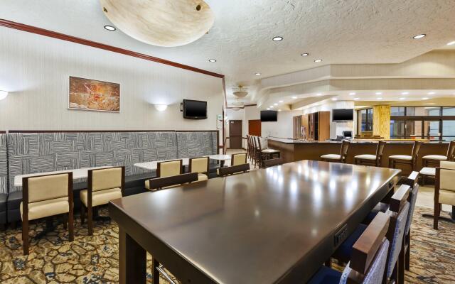 Crowne Plaza Columbus North- Worthington by IHG