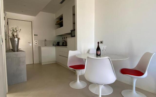 Sea View Embassy Apartment