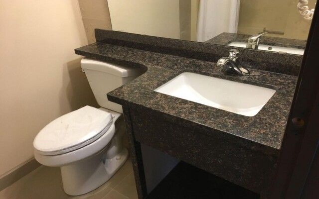 Connaught Motor Inn