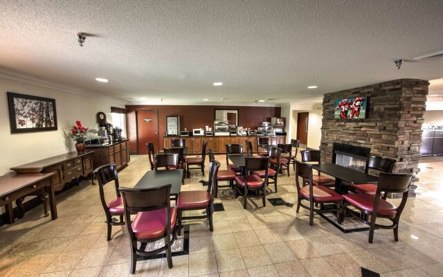 Red Roof PLUS+ Henderson