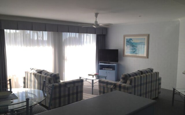 Breakers Apartments Mollymook