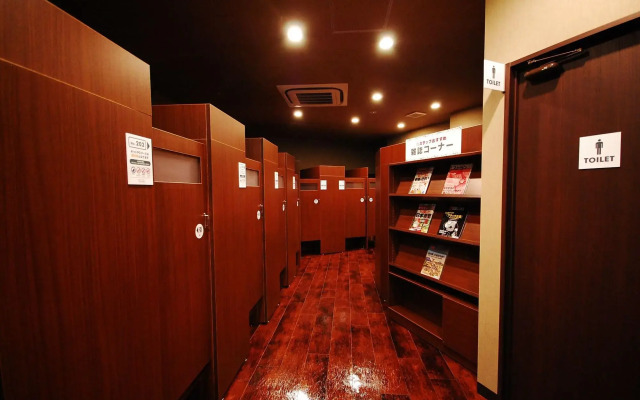 Anshin Oyado Akihabara - Caters to Men