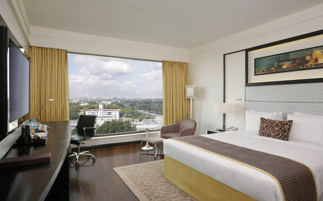 Crowne Plaza Pune City Centre by IHG