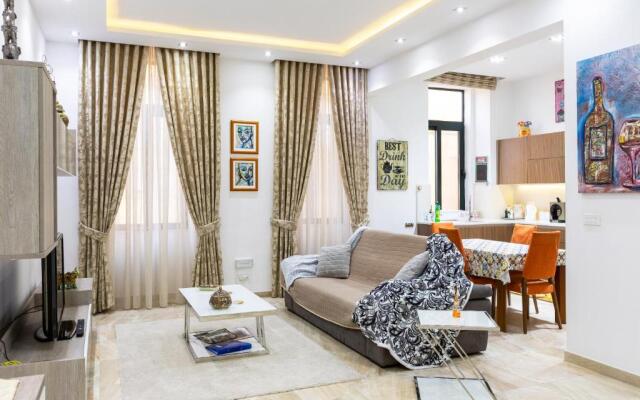 Valletta Large 3 Bedroom