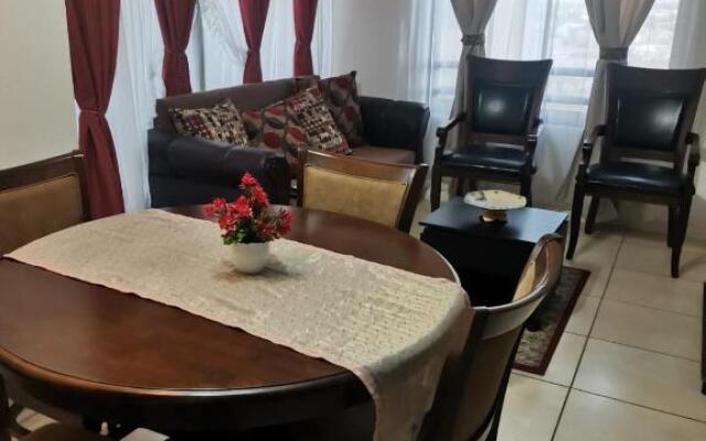 Arriendo diario a pasos playa la herradura