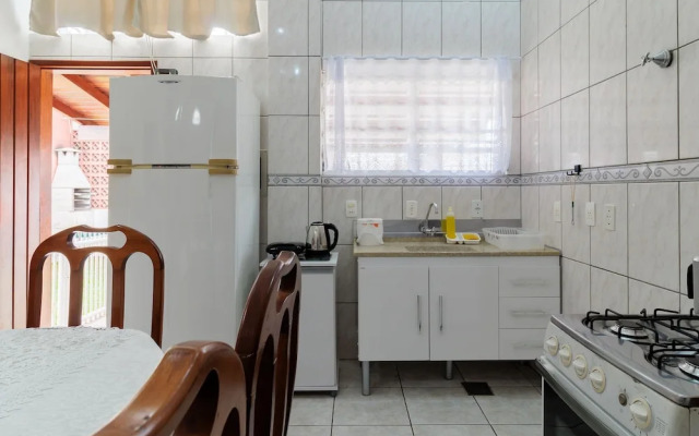 Cozy House in Floripa Rbf142