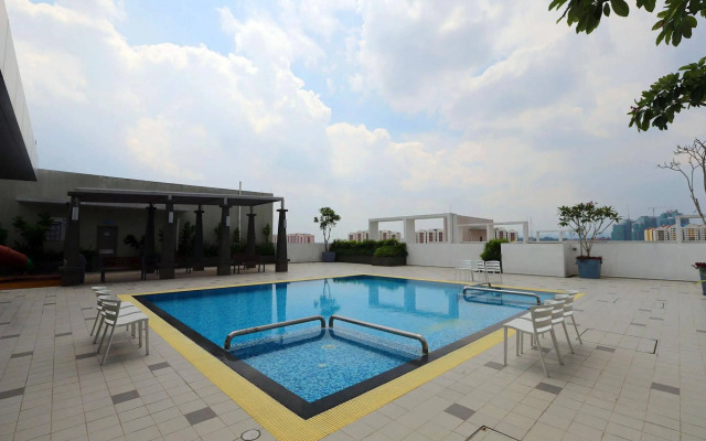 The Oak Unisuites in Pacific Place