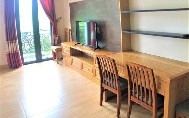 HHen Apartment Hotel