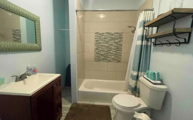 1BR Apartment in Historic Galveston