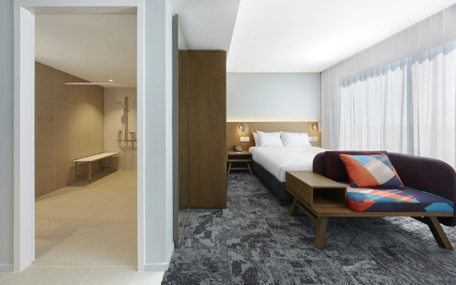 Holiday Inn Express Sydney Airport by IHG