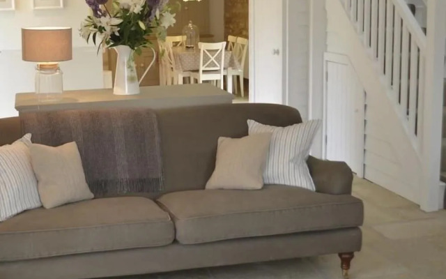 The Old Milking Barn, Stow on the Wold