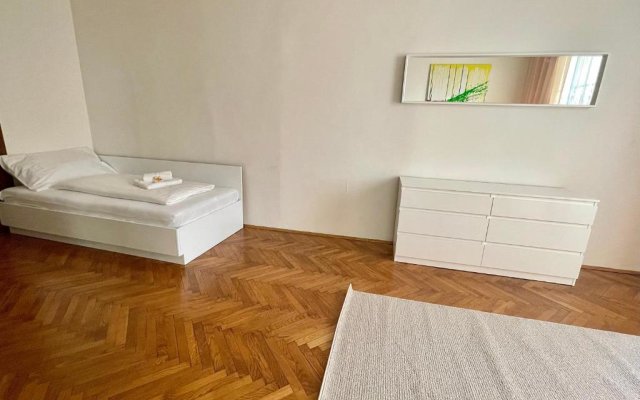 Apartment zum Schlossberg - Top 1 self check-in