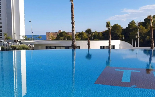 SUNSET WAVES vistas al mar