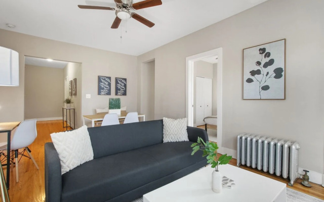 3BR Apartment w Laundry in Rogers Park