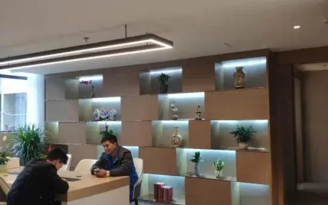 Yuntian InterContinental Hotel (Guangfeng Bus Terminal Branch)